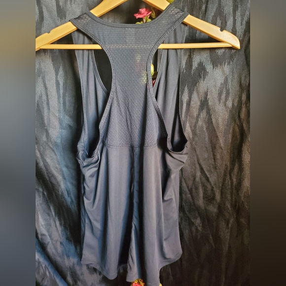 BNWT Black Bally Total Fitnes racerbank tank top size Large - Picture 2 of 4